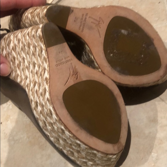 Authentic Never Worn Giuseppe Zanotti Sz. 39 - Picture 4 of 5